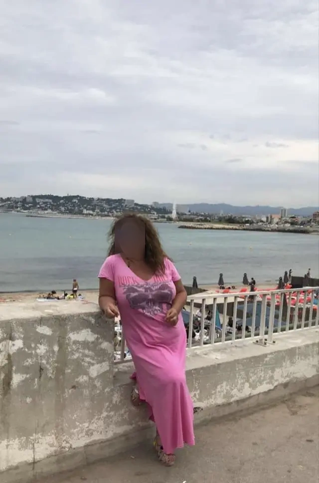 LéaNaughty2000