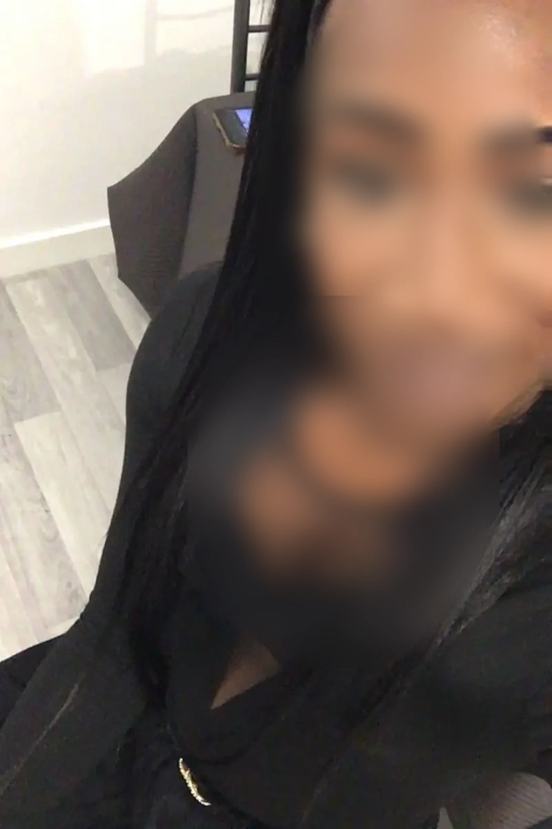 Cherche homme discret pour plan cul à Quesnoy-sur-Deûle