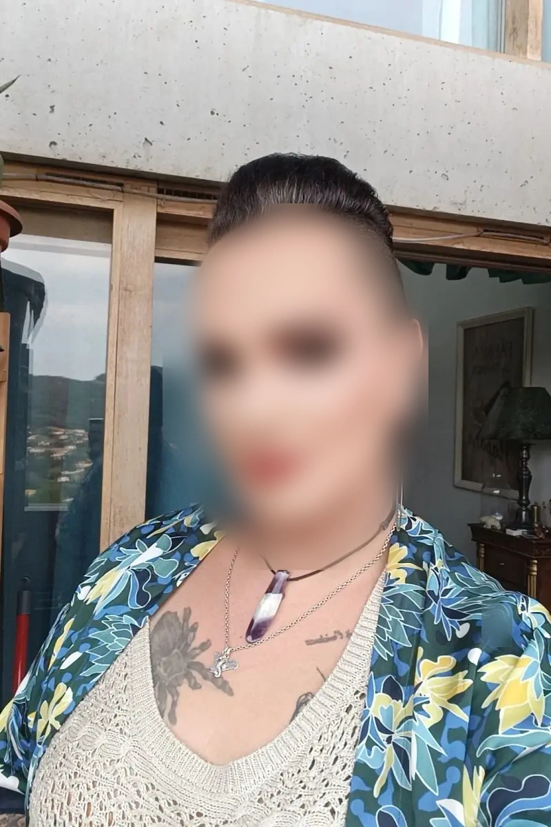 Recherche amant d'un soir à Avesnes-les-Aubert