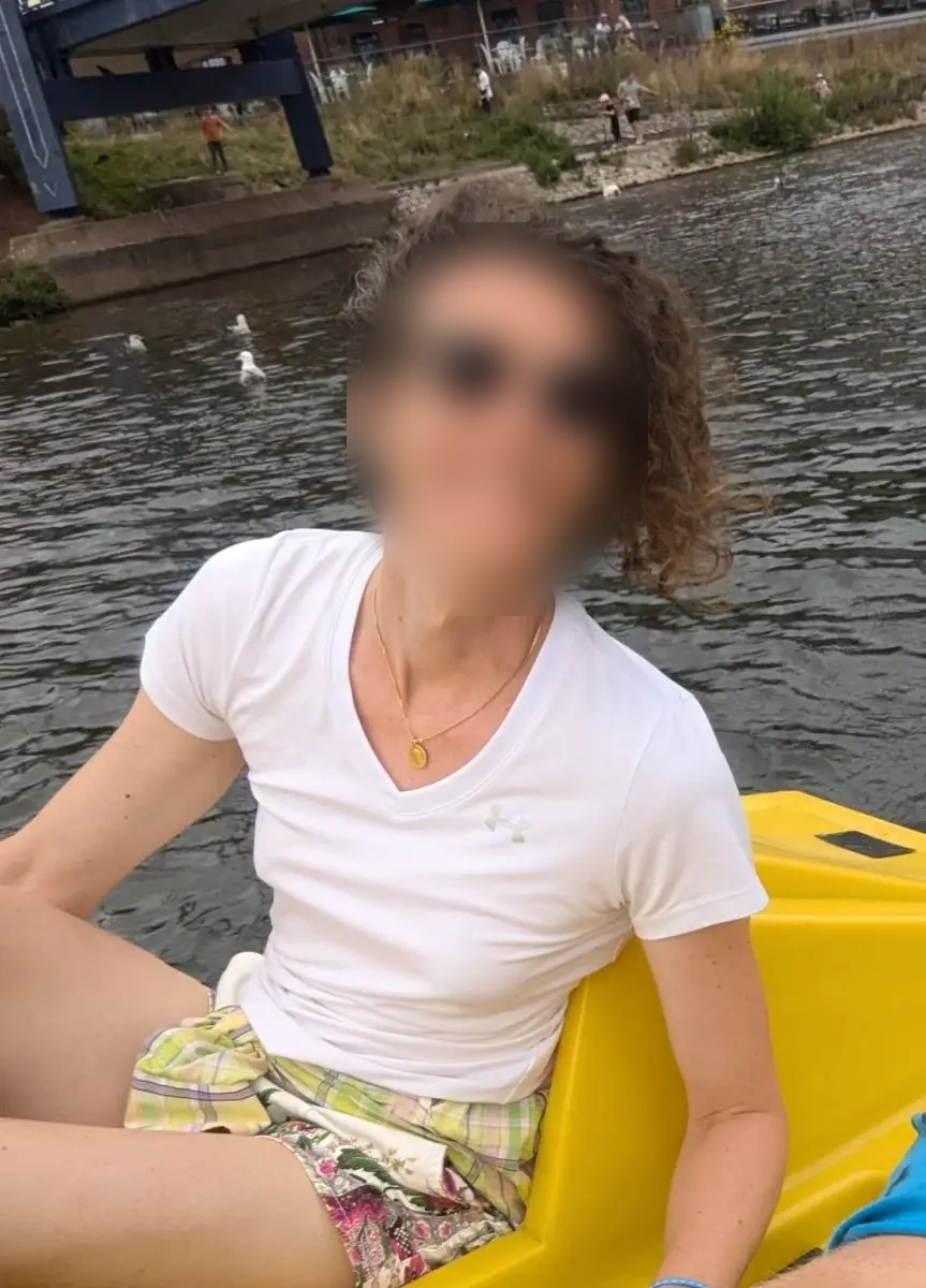Cherche homme discret pour plan cul à Wattignies